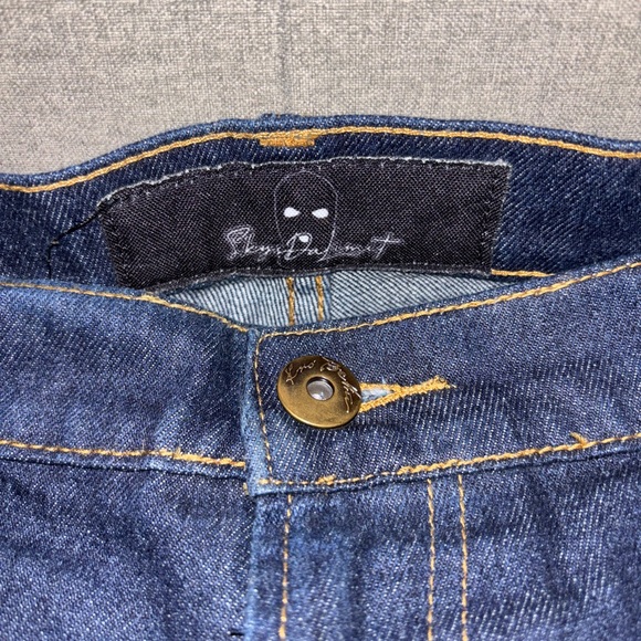 Unique Graphic Denim Jeans - Picture 2 of 5